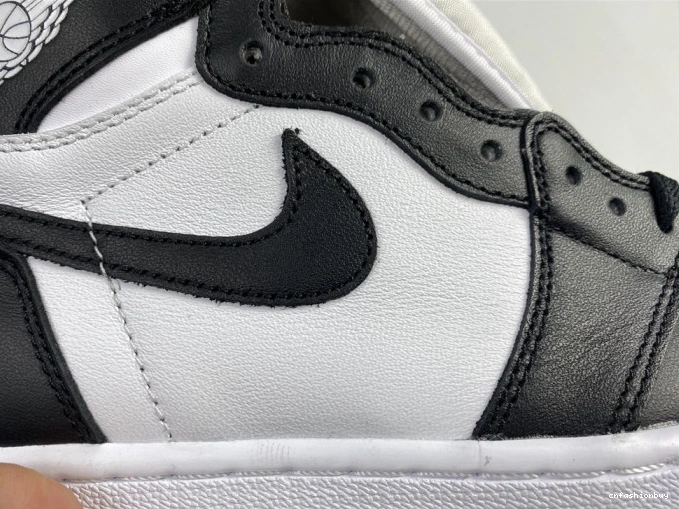 Retro Black Air (2014) 1 555088-010 Jordan White 0926